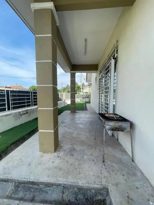 Holiday home Safiyyah Guest House Melaka